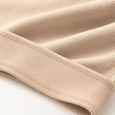 Stretch fabric, stitching and leg opening details