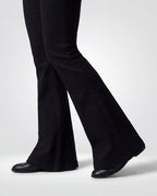 Marlow High-Waisted Flared Jeans – Black, flared hem detail
