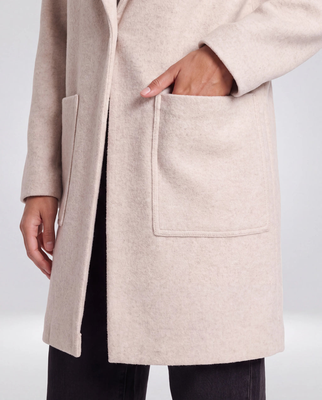 Hadley Coatigan – Oatmeal, patch pocket detail