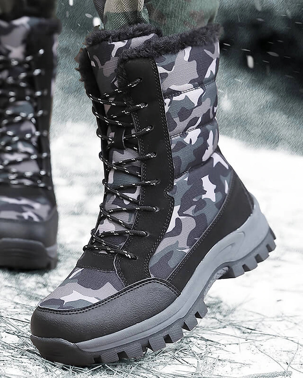 Men's Camo Print Lace-Up Snow Boots with Faux Fur Trim – Dexter