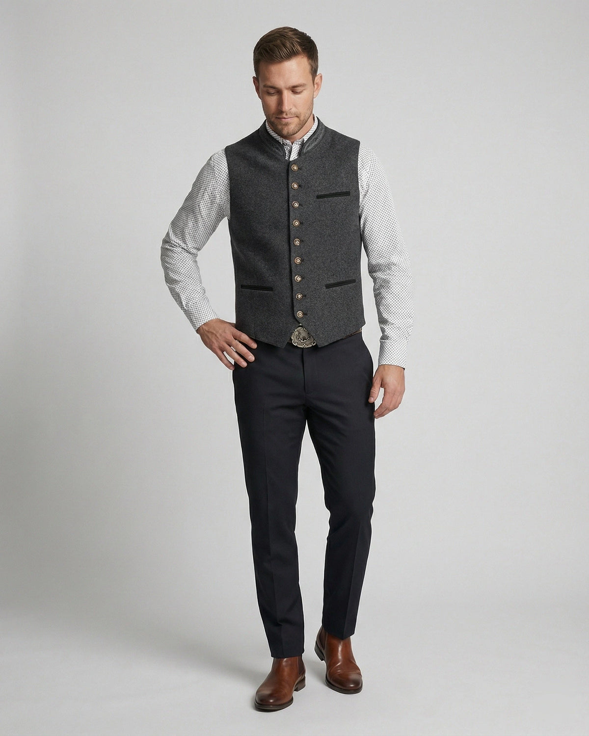 Men's Stand Collar Wool Waistcoat with Embroidered Trim – Brooks