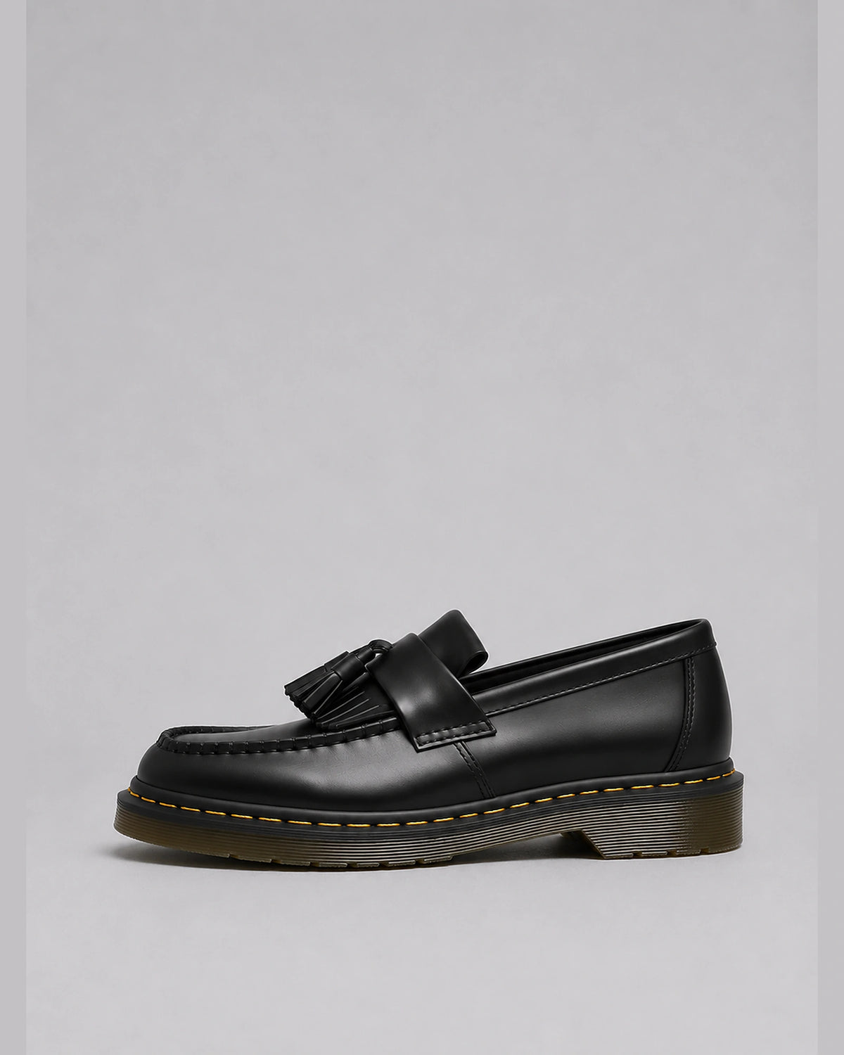 Men's Tassel Kiltie Loafers with Stitched Apron Toe – Sawyer
