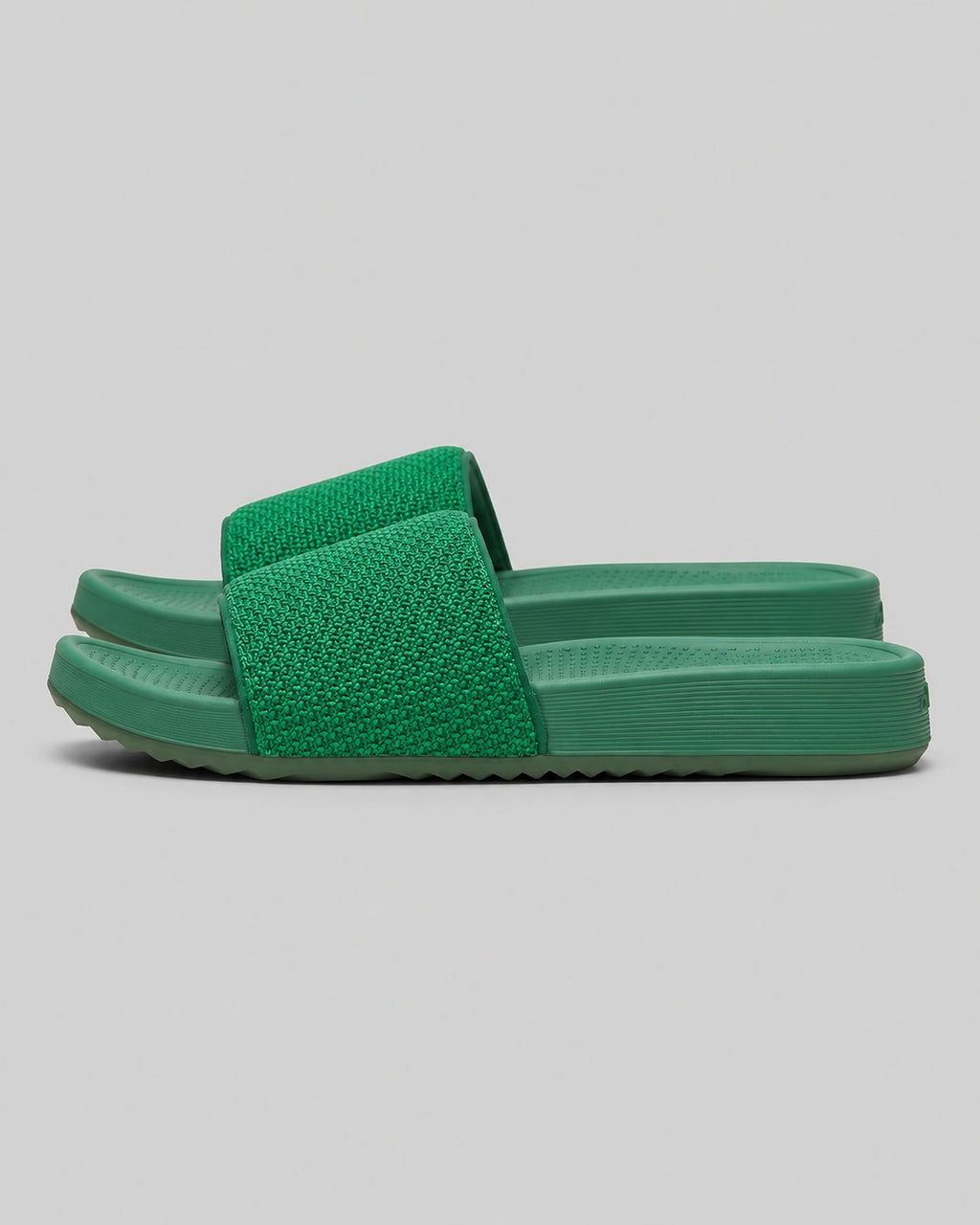 Men's Woven Strap Slide Sandals with Ridged Sole in Green – Elliot