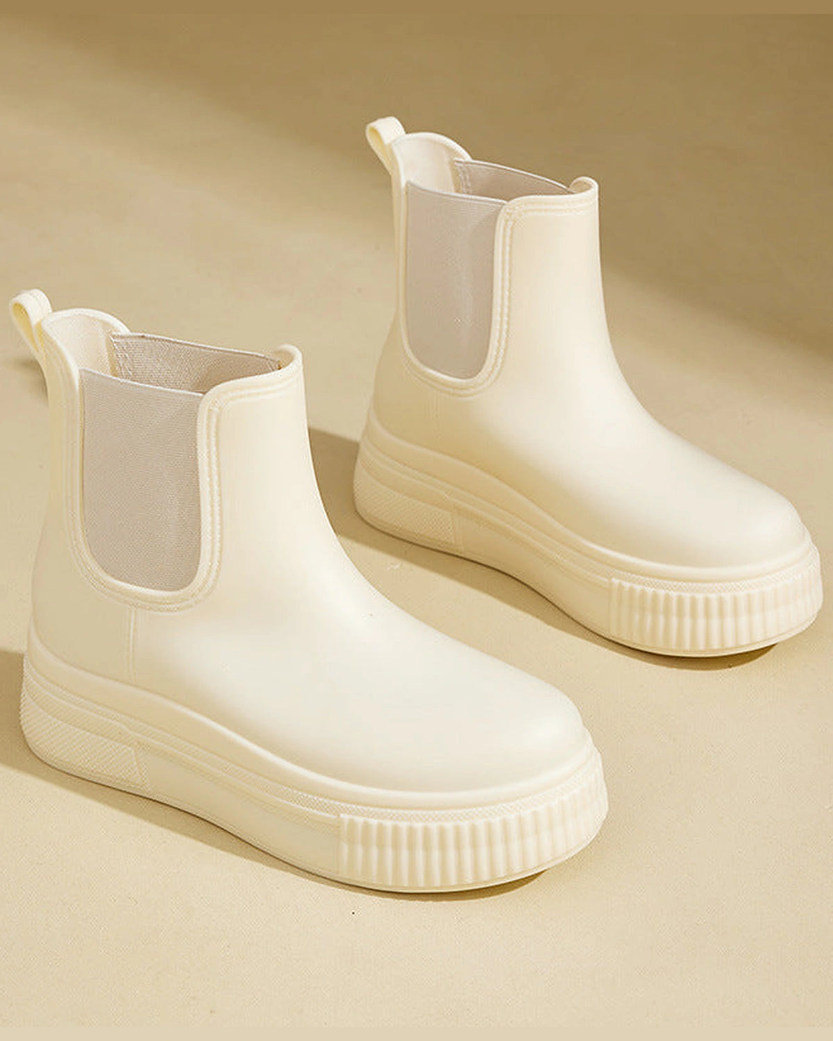 Women's Chunky Platform Chelsea Boots with Elastic Side Panels – Nadia Grey