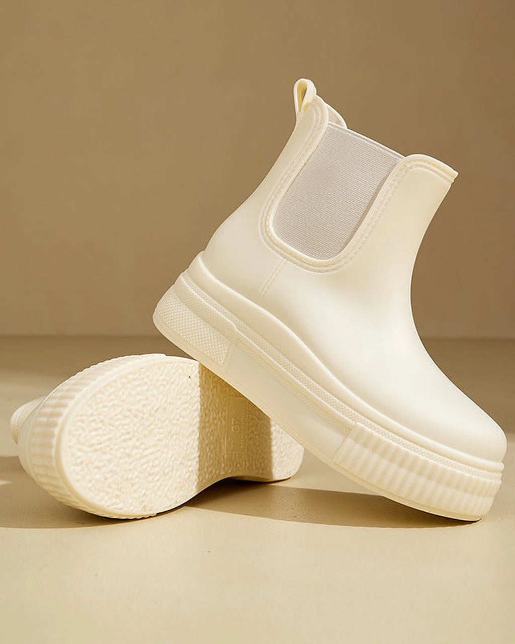 Women's Chunky Platform Chelsea Boots with Elastic Side Panels – Nadia Grey