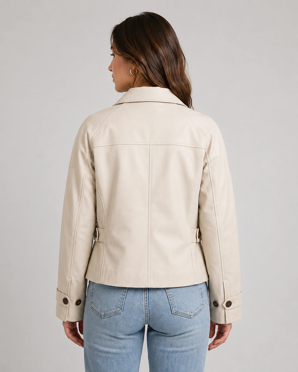 Women's Cropped Jacket with Button-Front Fastening and Collar in Beige – Tilly