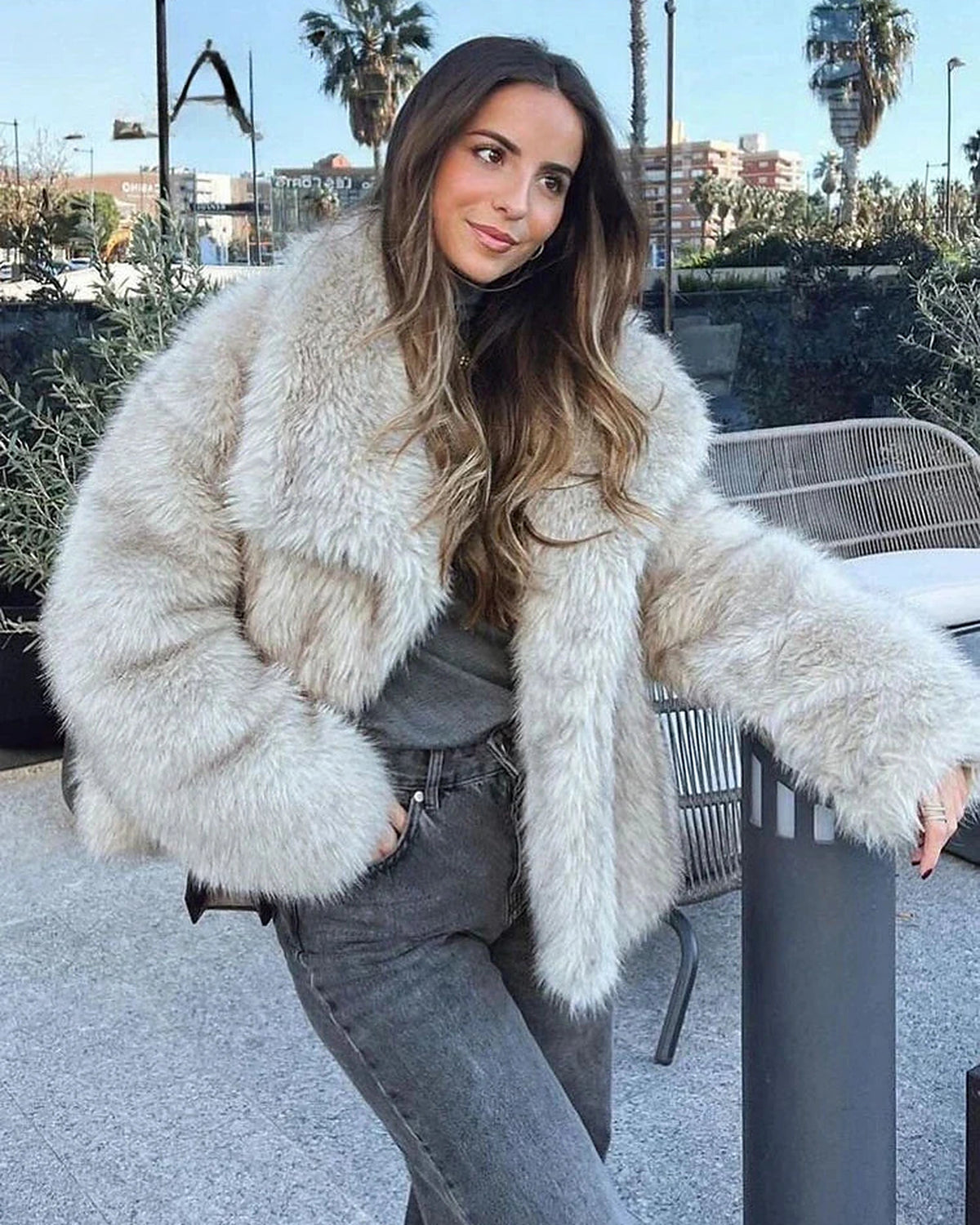 Women's Faux Fur Coat Jacket with Oversized Shawl Collar for Winter – Lorelei
