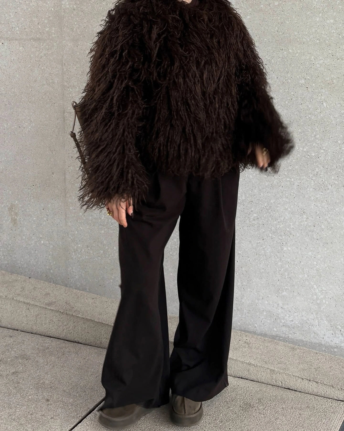 Women's Cropped Shaggy Faux Fur Jacket – Uma Grey