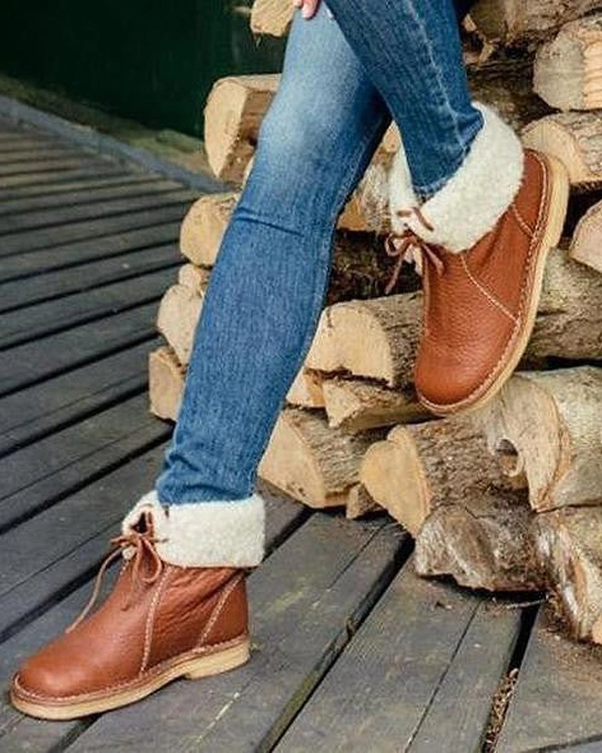 Women's Lace-Up Shearling Cuff Leather Ankle Boots with Pebbled Grain Finish – Darcy Grey