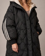 Women's Oversized Long Puffer Coat with Hood and Contrast Stripe Sleeves – Ottilie