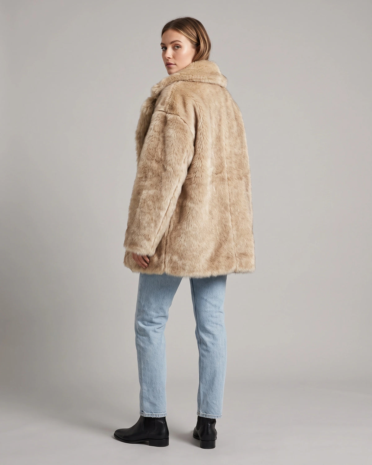 Women's Oversized Shaggy Faux Fur Coat with Notch Collar – Hattie Mae