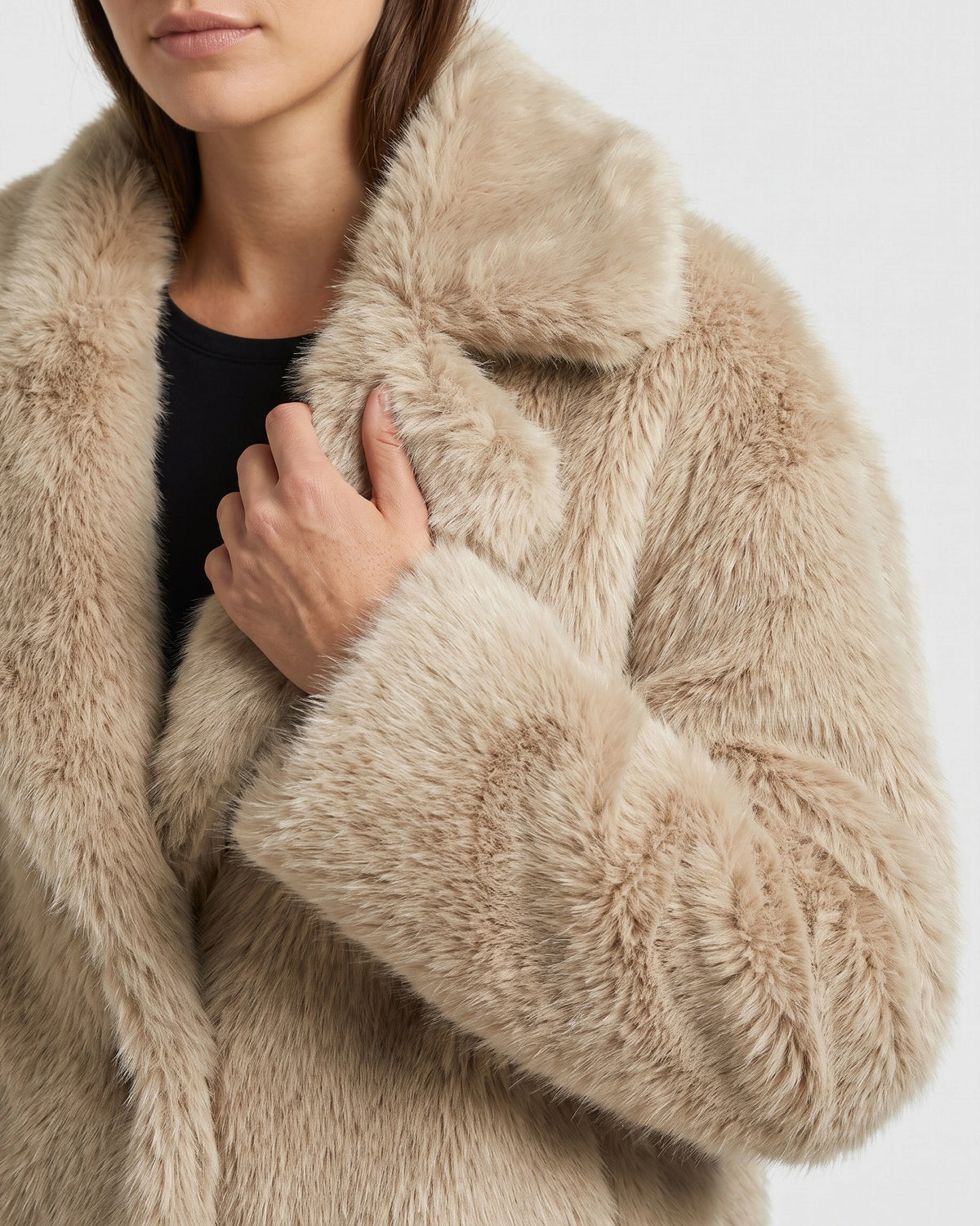 Women's Oversized Shaggy Faux Fur Coat with Notch Collar – Hattie Mae