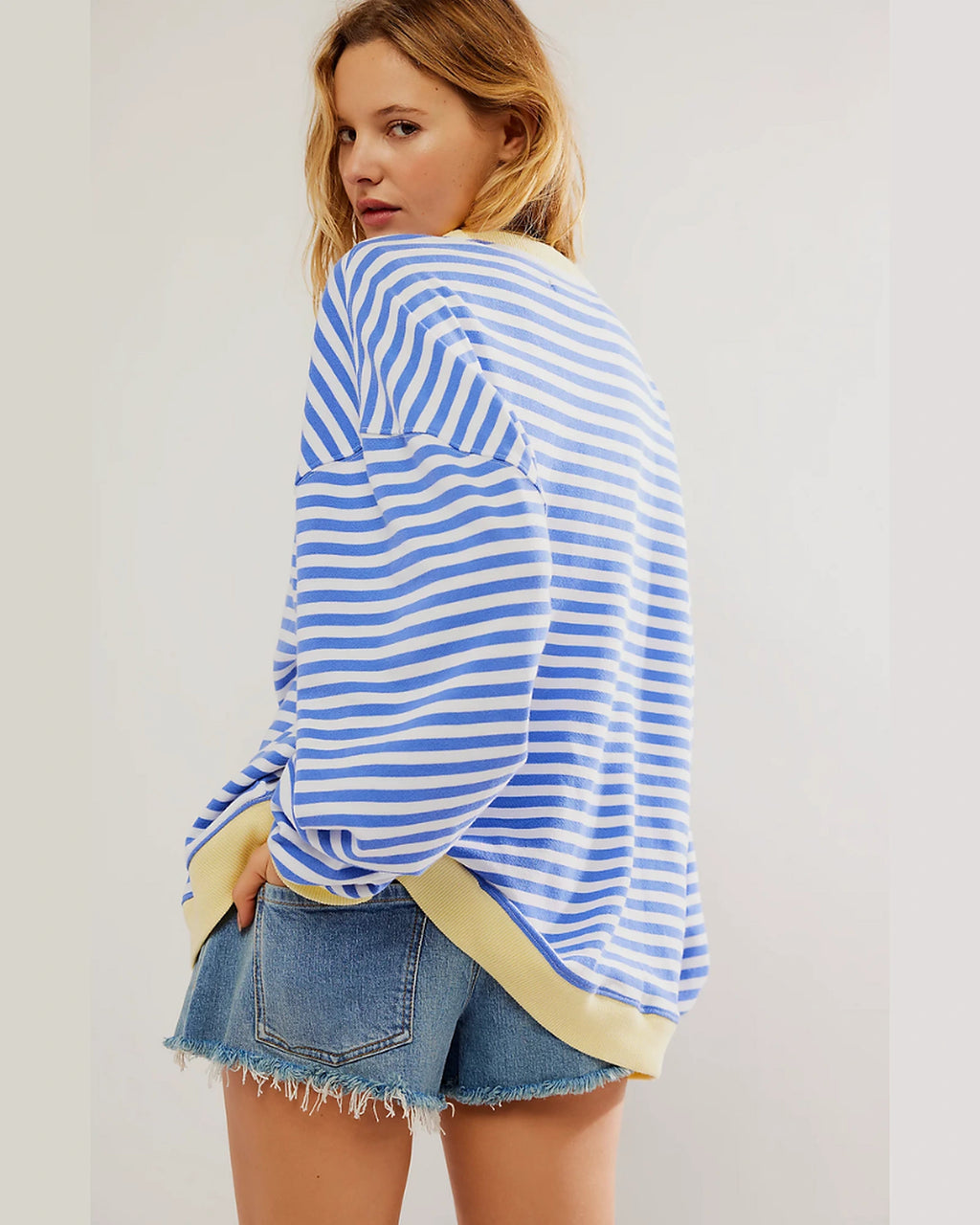 Women's Oversized Striped Sweatshirt with Contrast Trim and Drop Shoulders – Lark