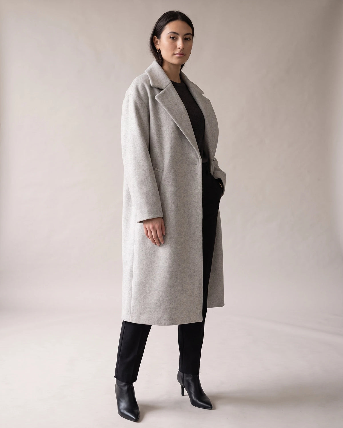 Women's Oversized Wool Coat Midi Length with Notched Lapel, Button Fastening, Wool Blend Oversized Coat – Emma