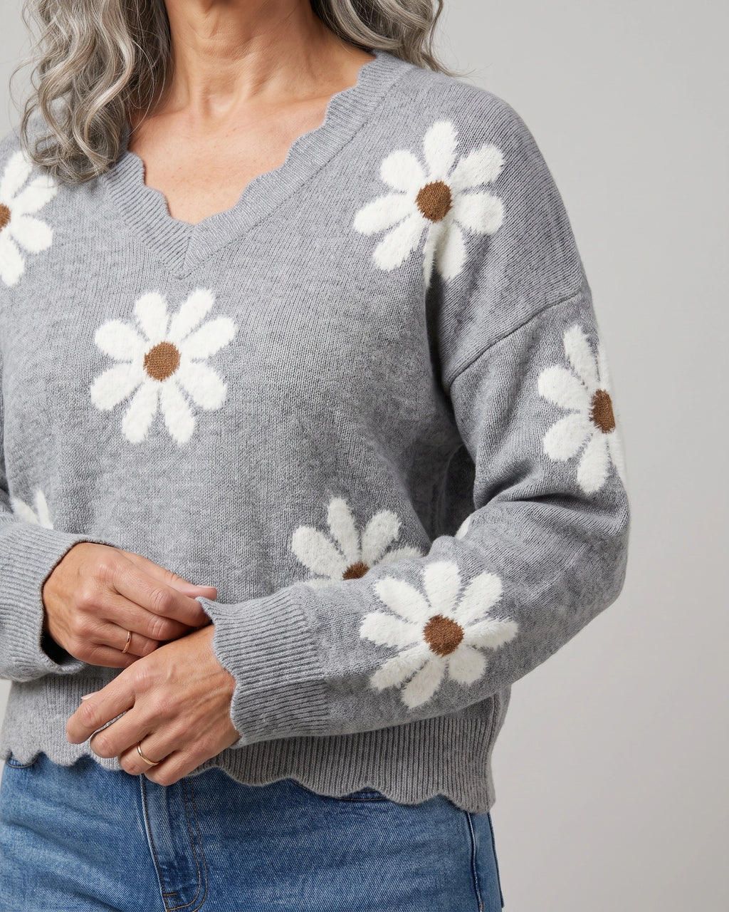 Women's Relaxed Fit Knit Jumper with V-Neckline and Daisy Print, Floral Knit Sweater – Vera Mae