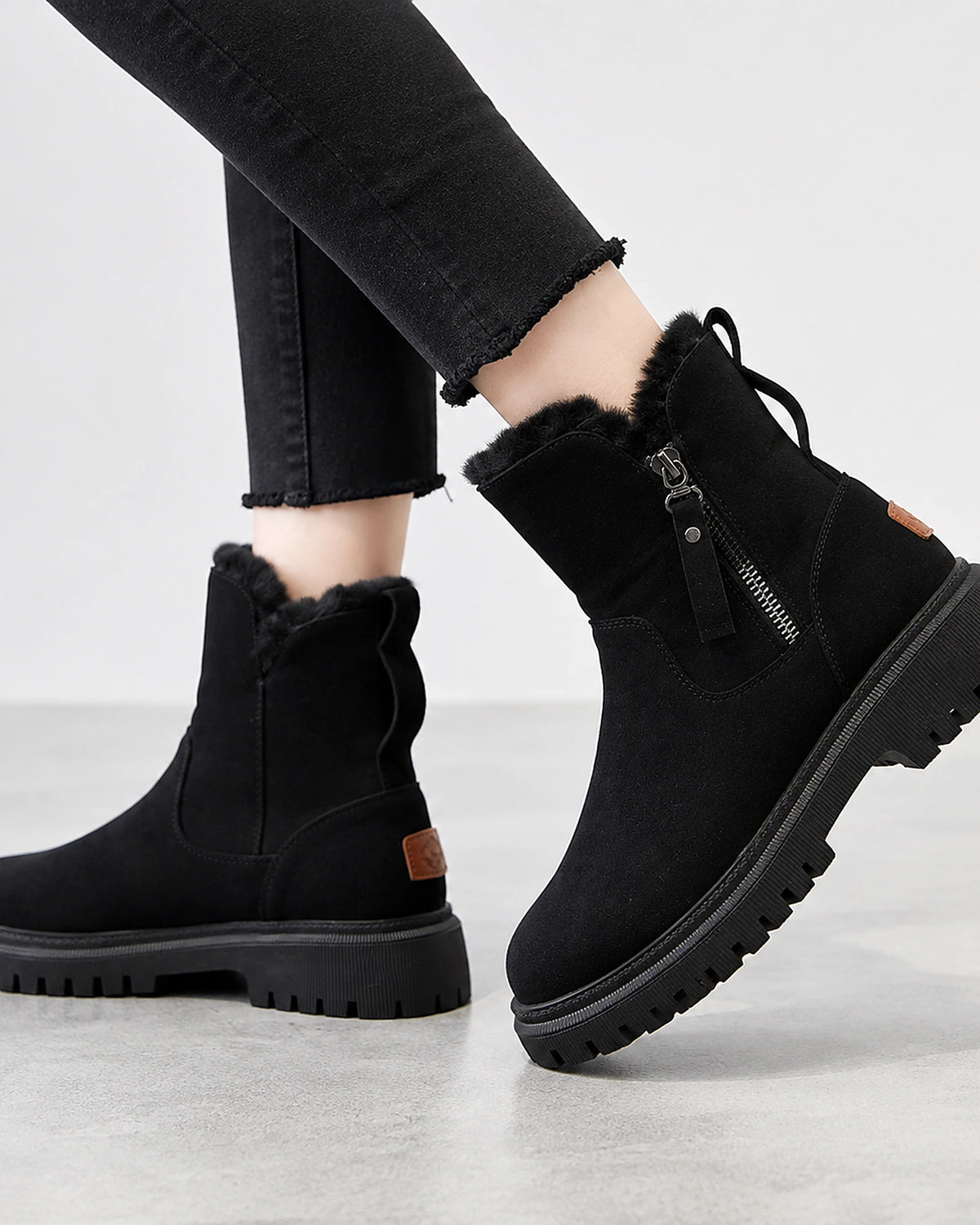 Women's Winter Ankle Boots with Faux Fur Lining and Chunky Sole, Suede-Effect Finish – Bianca