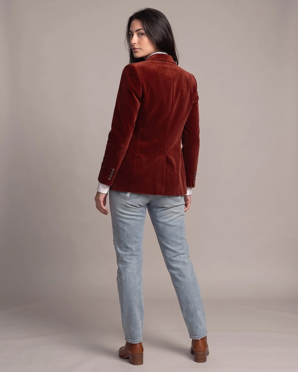Women's Velvet Blazer with Peak Lapel and Flap Pockets, Single-Breasted – Lulu