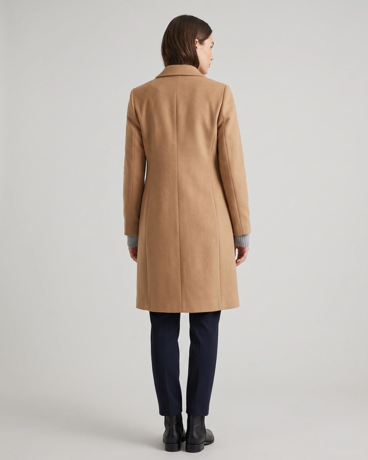 Women's Coat in a Tailored Straight Cut with Button Front and Welt Pockets for Winter – Gemma Jane