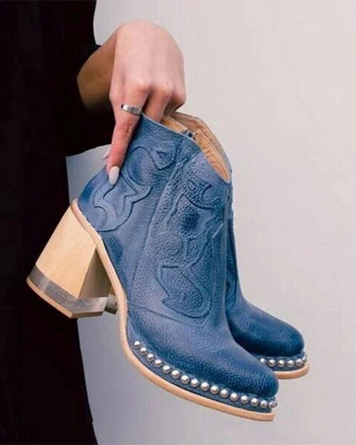 Women's Western-Style Studded Ankle Boots with Clear Block Heel – Cleo Grey
