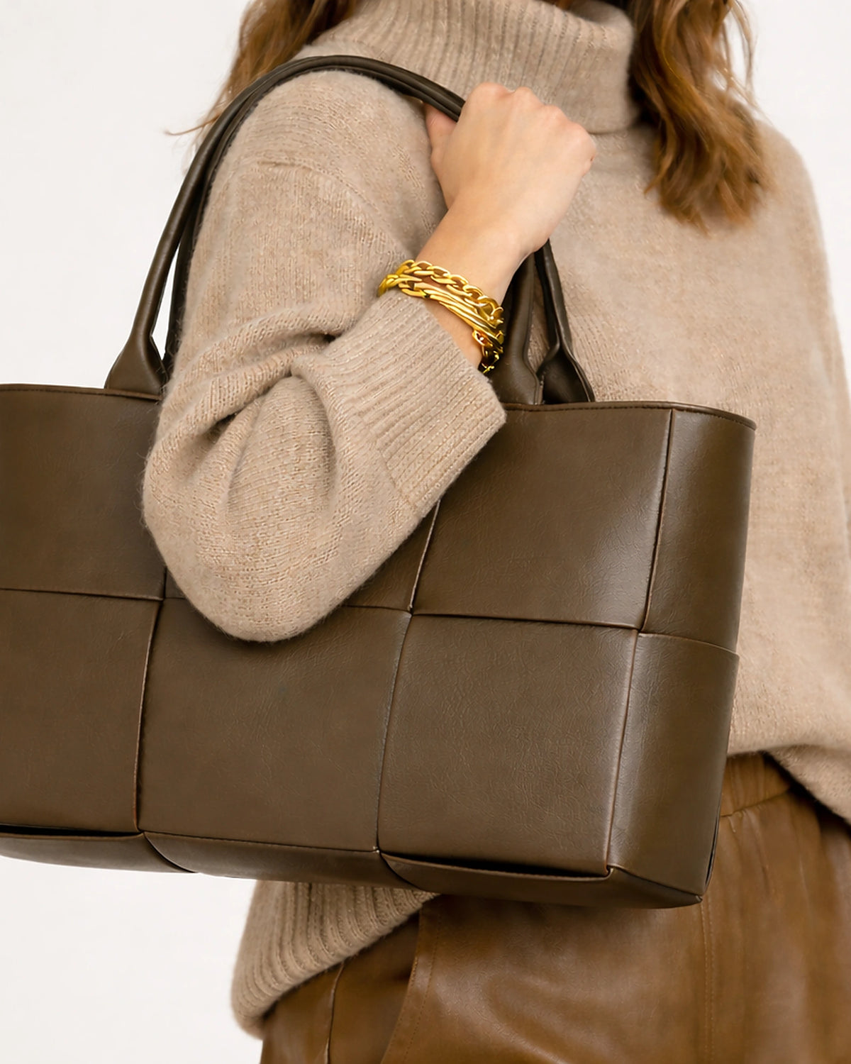 Women's Woven Faux Leather Tote Bag with Chunky Top Handles – Goldie